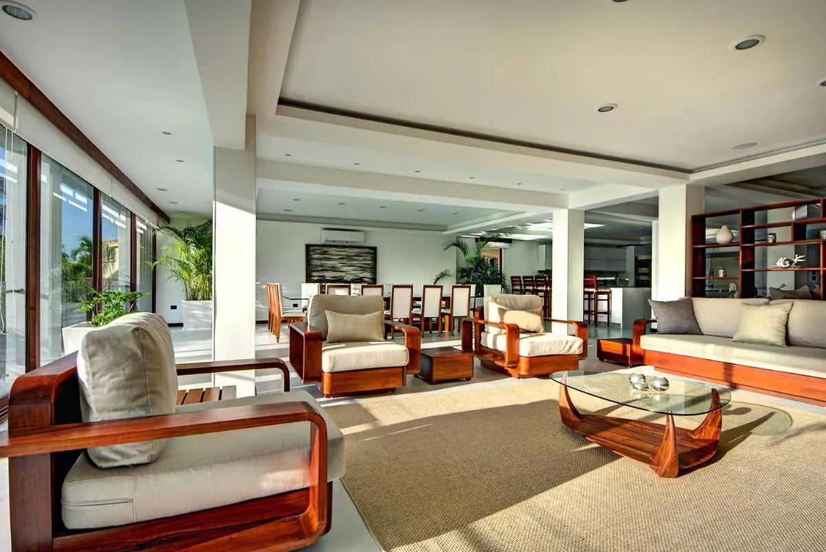 Poblado De Apoyo Diamont Villa Sleeps 22 With Pool And Air Con Playa del Carmen 0*,