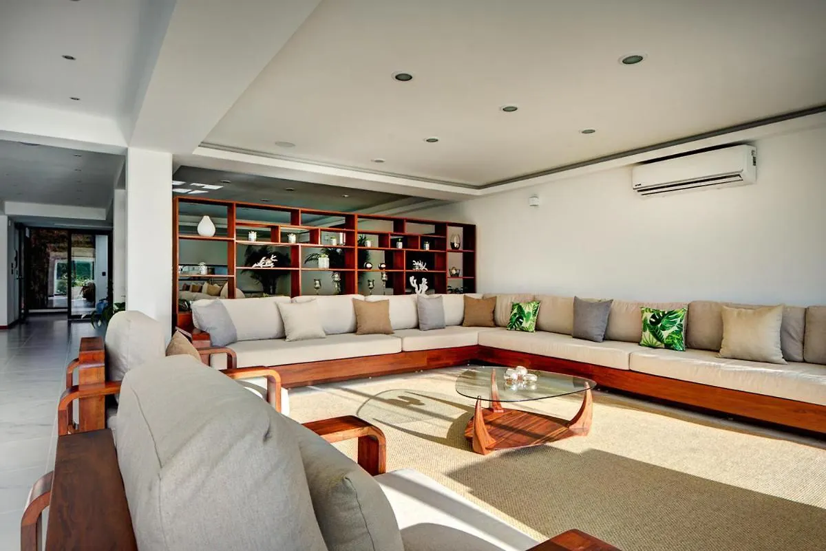 Poblado De Apoyo Diamont Villa Sleeps 22 With Pool And Air Conプレヤデルカーメン