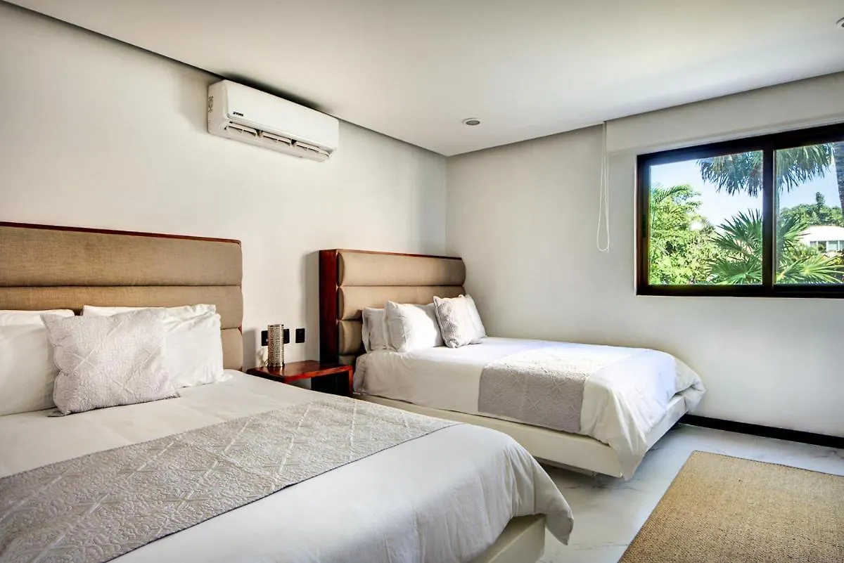 Poblado De Apoyo Diamont Villa Sleeps 22 With Pool And Air Conプレヤデルカーメン 0*,